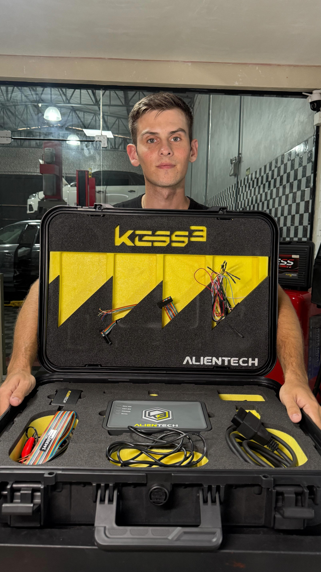 Equipe Power Drive com Alientech KESS3